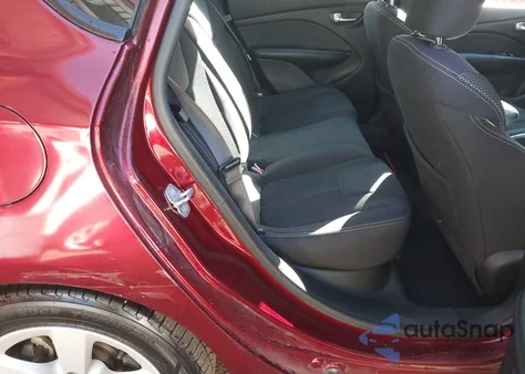 2015 Dodge Dart Sxt z USA, uszkodzony, nr VIN 1C3CDFBB8FD369567